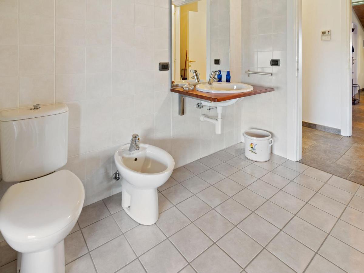 Romagnano Sesia Belvilla By Oyo Secluded Apartment With Balcony מראה חיצוני תמונה