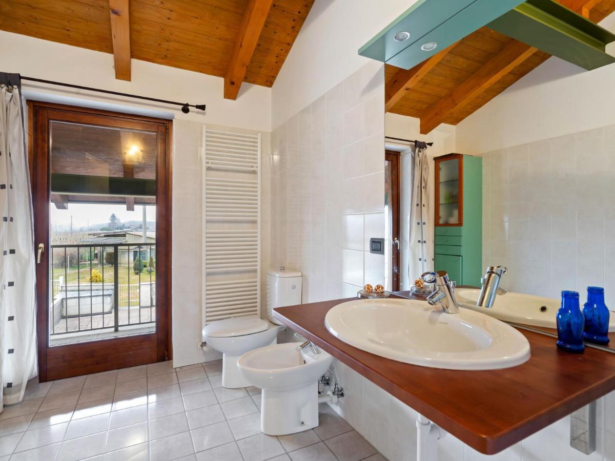 Romagnano Sesia Belvilla By Oyo Secluded Apartment With Balcony מראה חיצוני תמונה